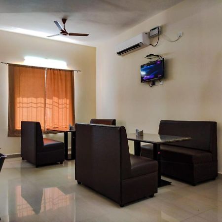 Fortune Village Hotel Кундапур Екстериор снимка