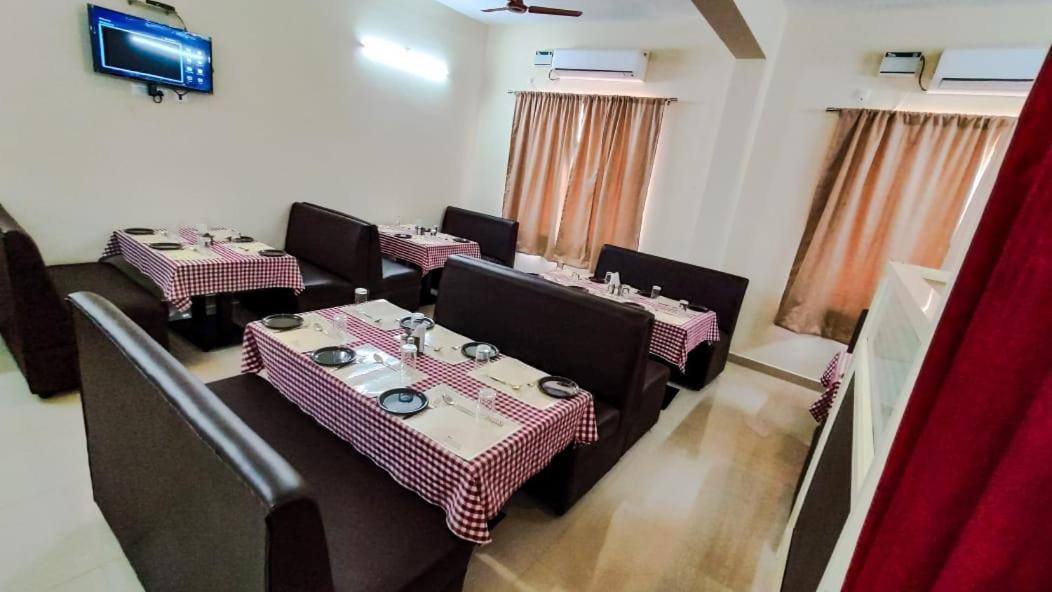 Fortune Village Hotel Кундапур Екстериор снимка